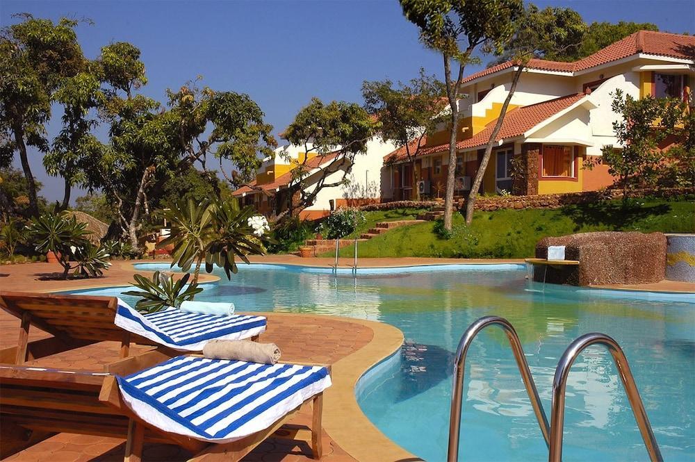 Nirvana Hermitage Anjuna Exterior foto